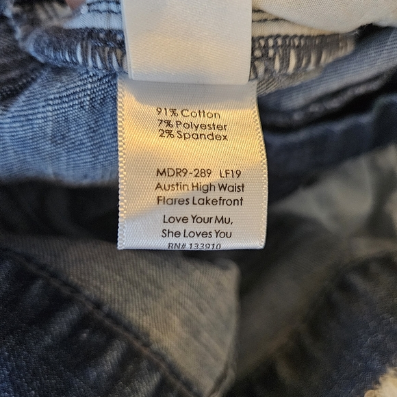 Show Me Your Mumu Lakefront Austin Distressed Raw Edges Boho Flare Jeans 30 - Picture 5 of 10